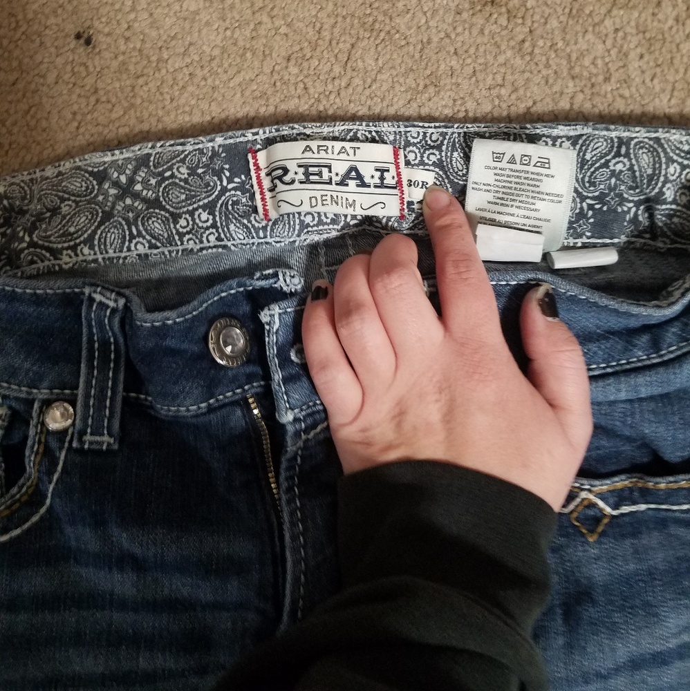 For ashley/amber trade Ariat women size 30r jeans